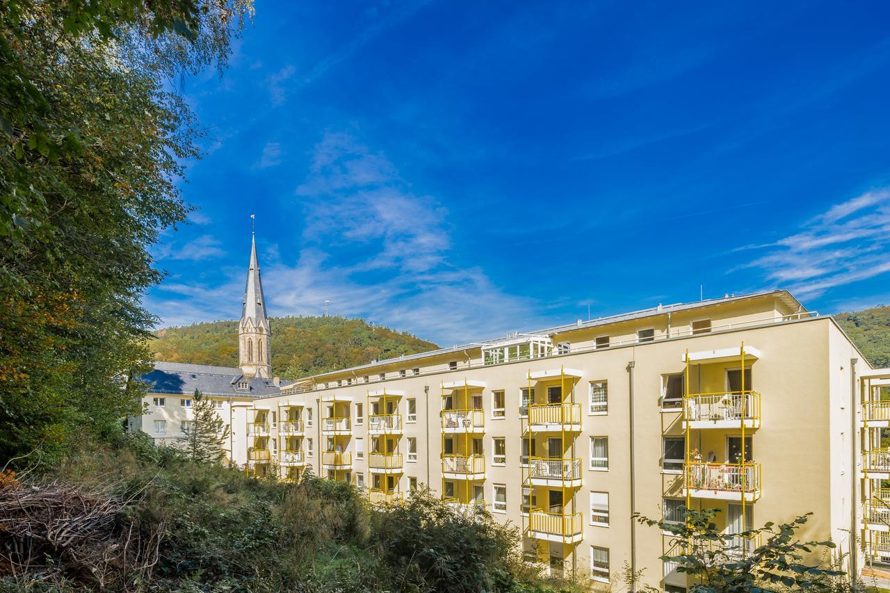 Hotel & Residenz Am Kurpark Schlangenbad Esterno foto